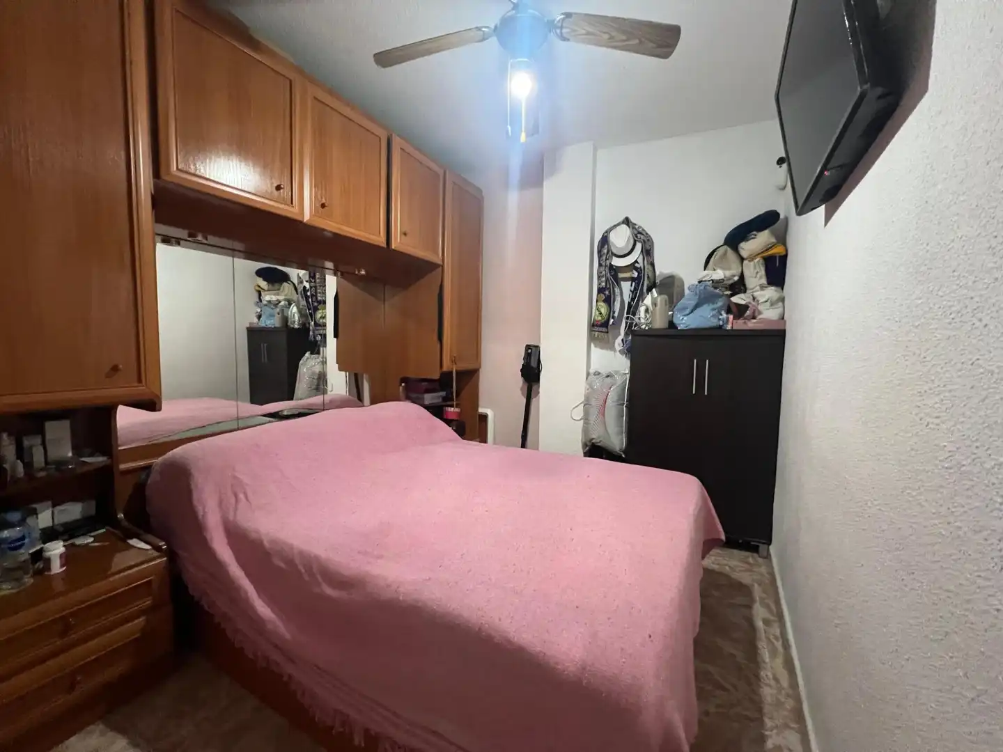 Habitación de Apartamento en venta en Benidorm con Aire acondicionado y Amueblado