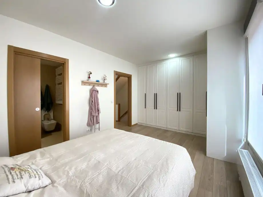 Dormitori de Casa o xalet en venda en Vitoria - Gasteiz amb Calefacció, Jardí privat i Traster
