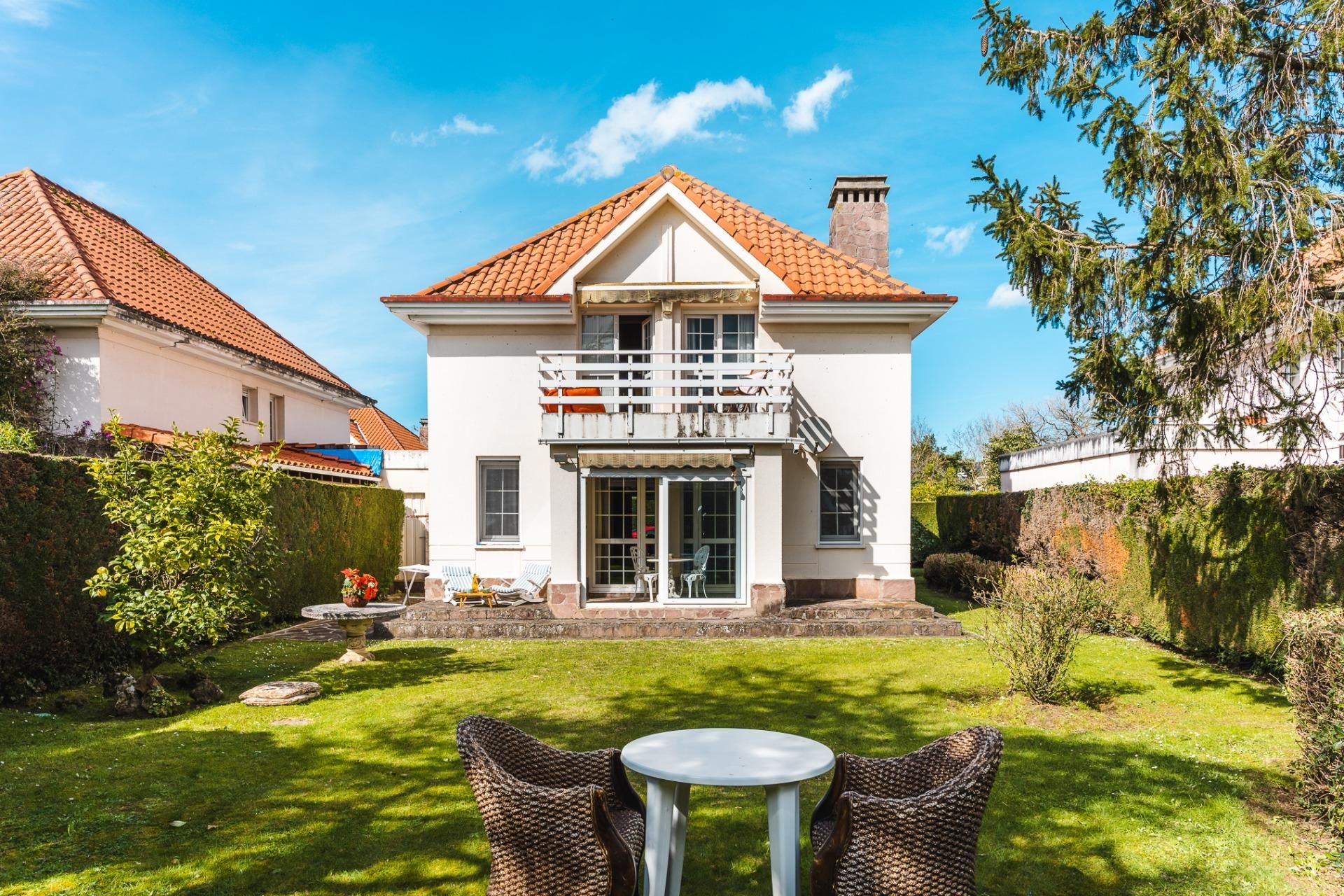 Garden of Single-family semi-detached for sale in Santa Cruz de Bezana  with Heating, Private garden and Terrace