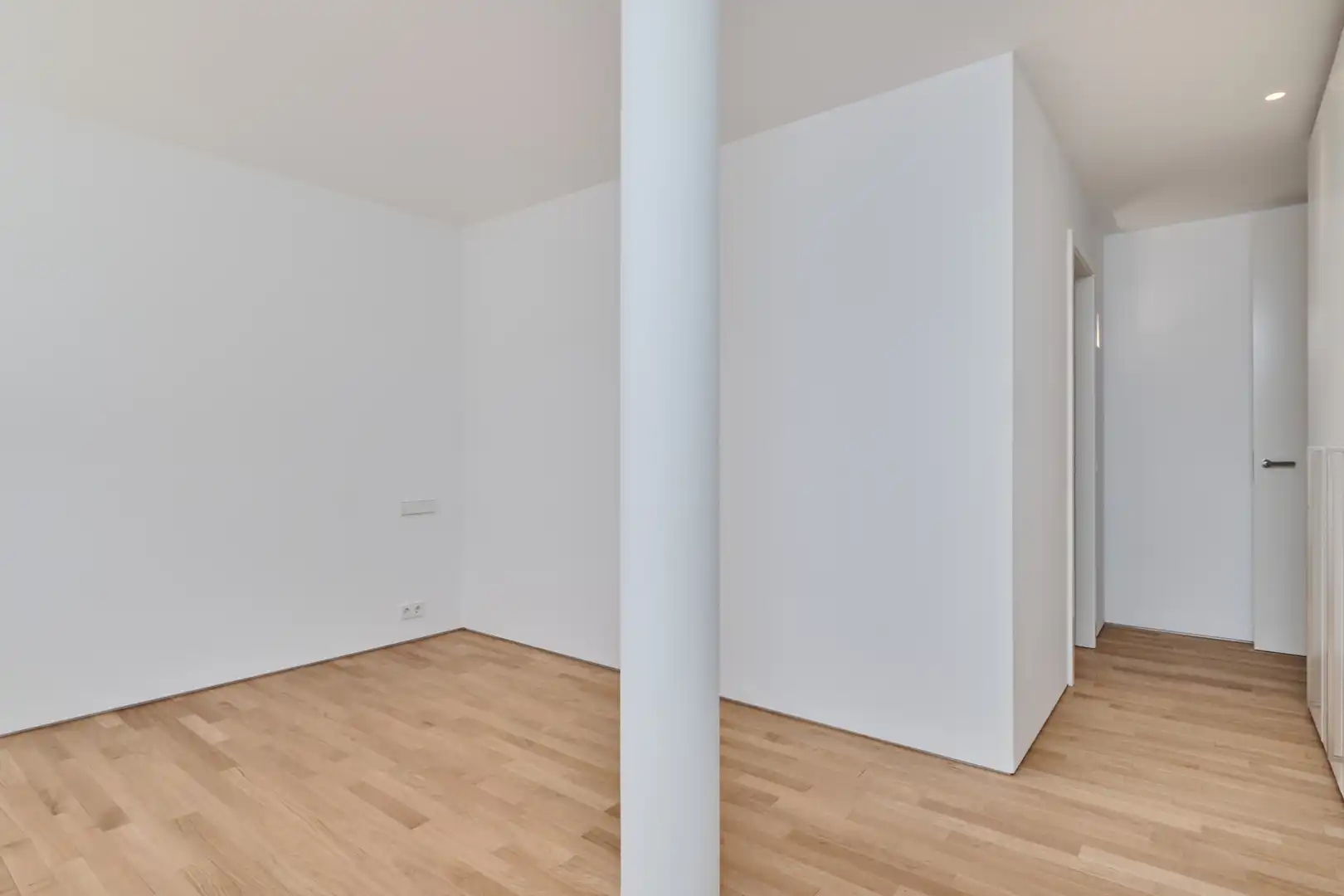 Flat for rent in Calle de Javier Ferrero, 13, Ciudad Jardín