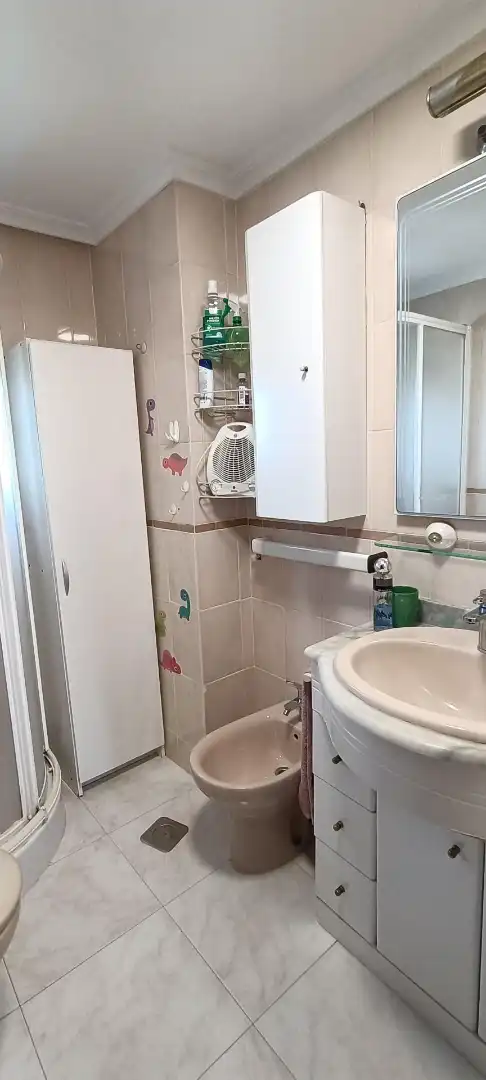 Bathroom of Ground floor for sale in Benidorm  with Air Conditioner, Furnished and Oven