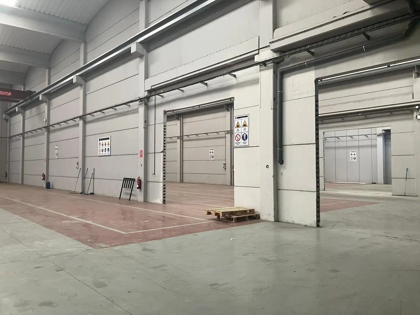 Industrial building with lift for sale in Carrer Unicef, imagen 5