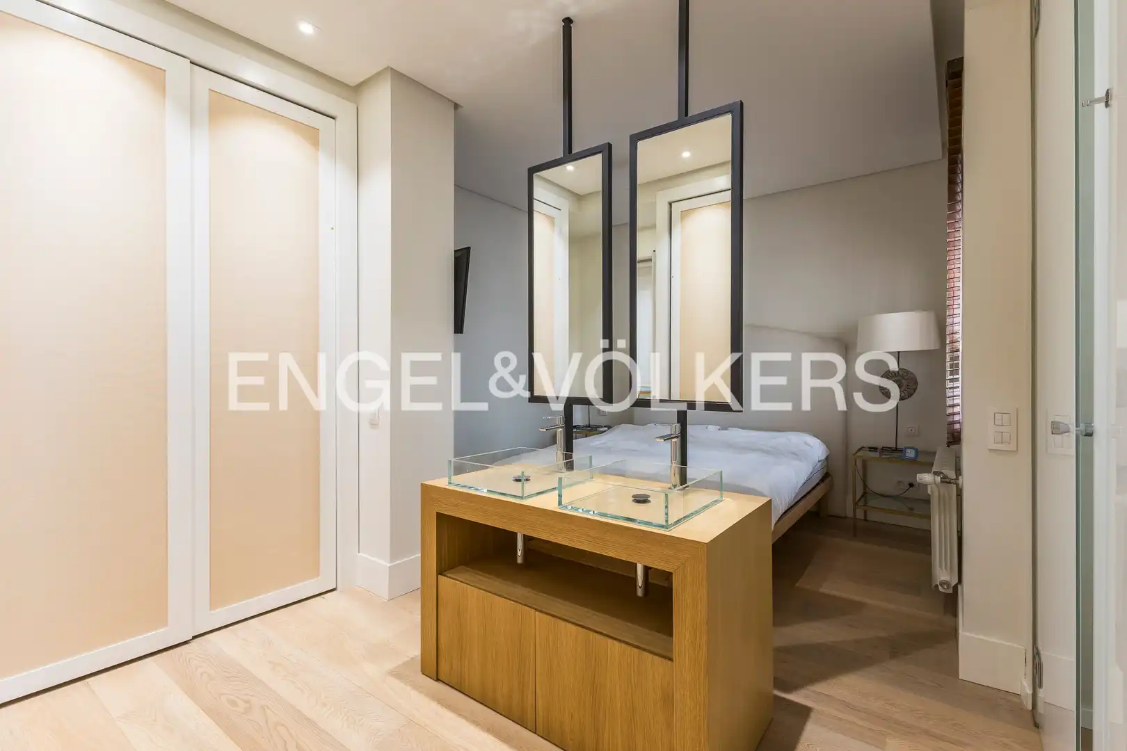 Habitación de Piso de alquiler en Madrid con Aire acondicionado, Calefacción y Amueblado