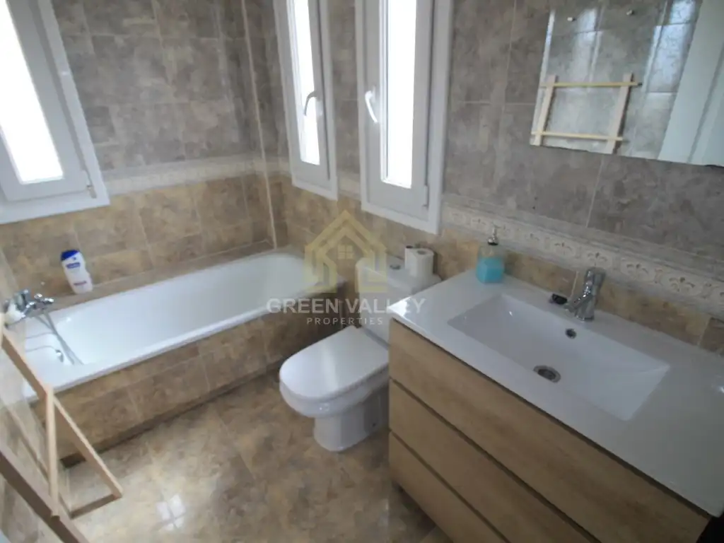 Casa aparellada en venda a Avenida de la Hacienda, imagen 29