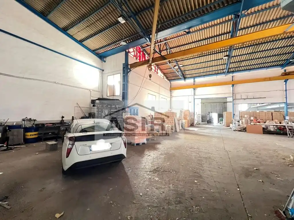 Nave industrial in vendita a Casc Urbà, imagen 4