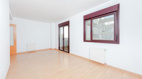 Photo 3 of Flat to rent in Valle del Boi, 2, PAU de Carabanchel, Madrid