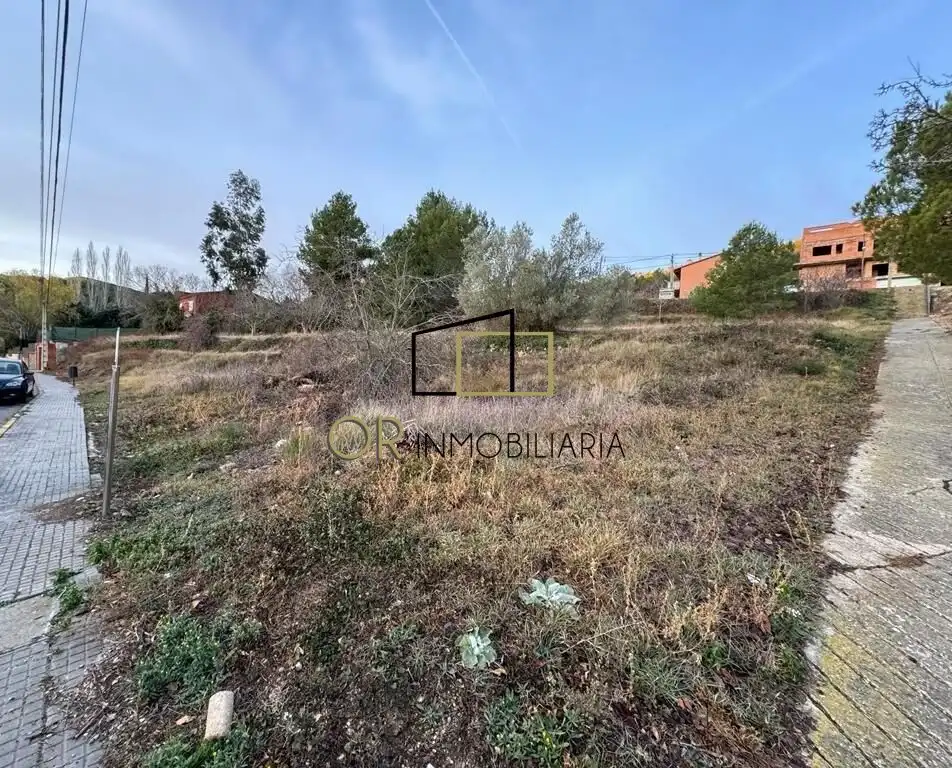 Residential land for sale in Pontons