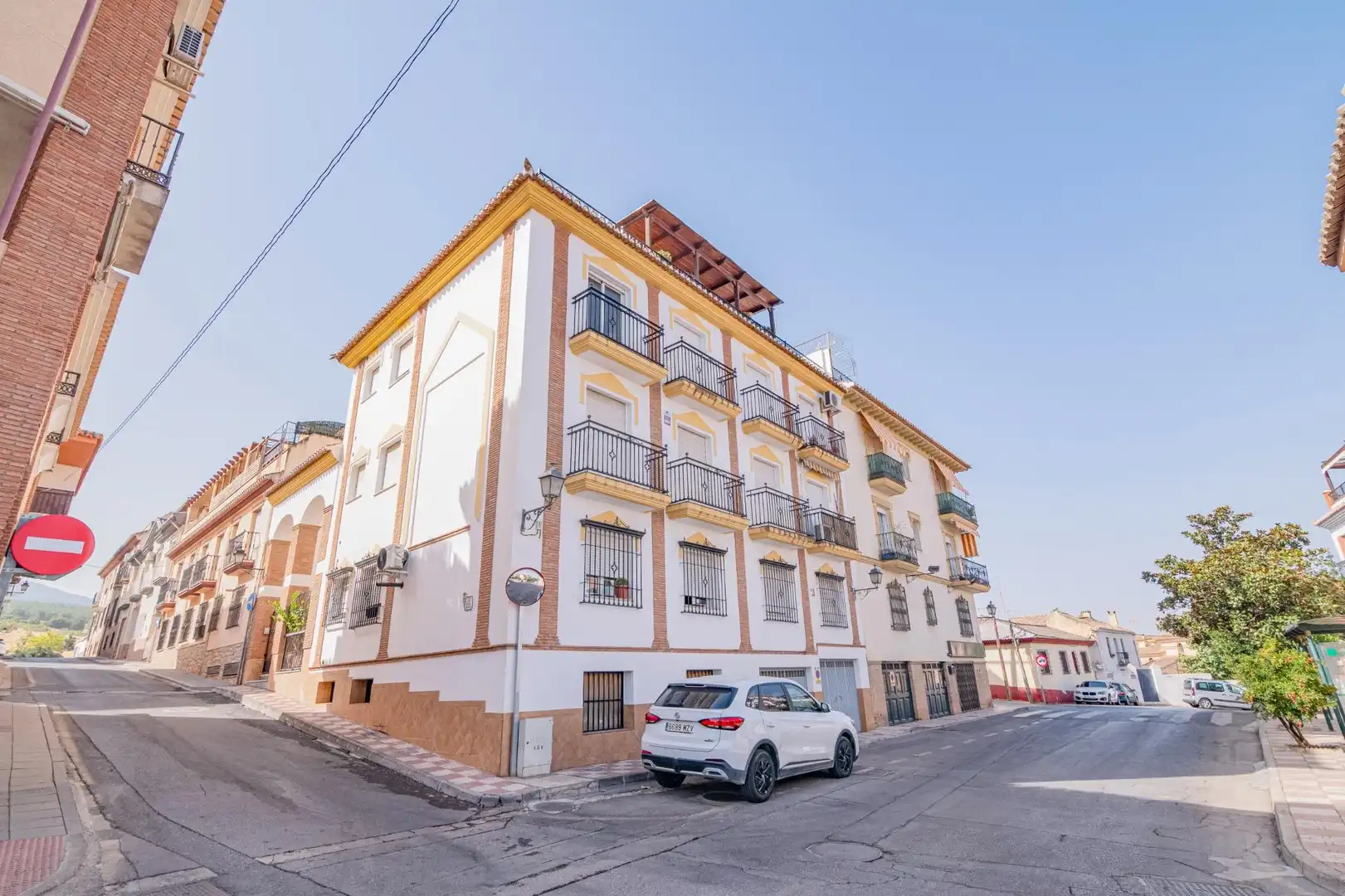 Vista exterior de Piso en venta en La Zubia con Aire acondicionado, Calefacción y Balcón