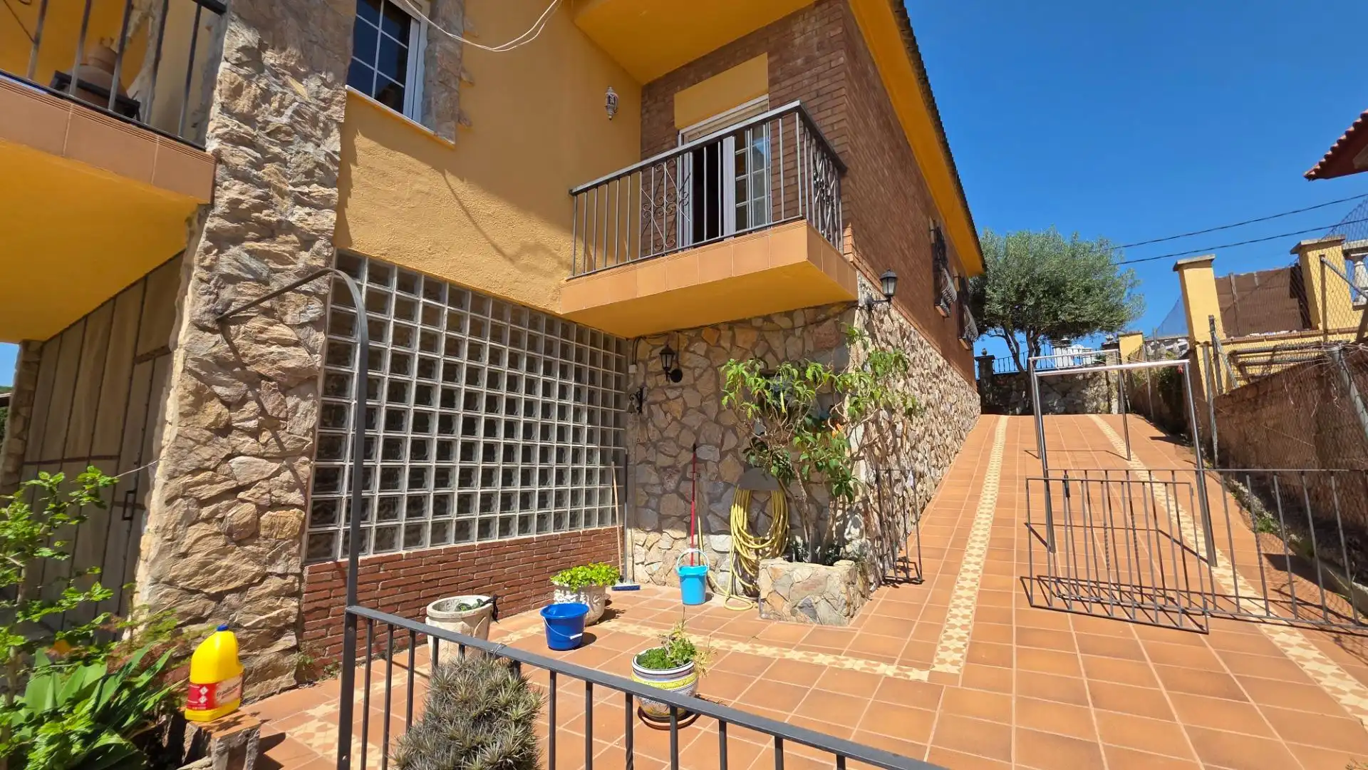 Exterior view of Houses for sale in Tordera  with Air Conditioner, Heating and Private garden
