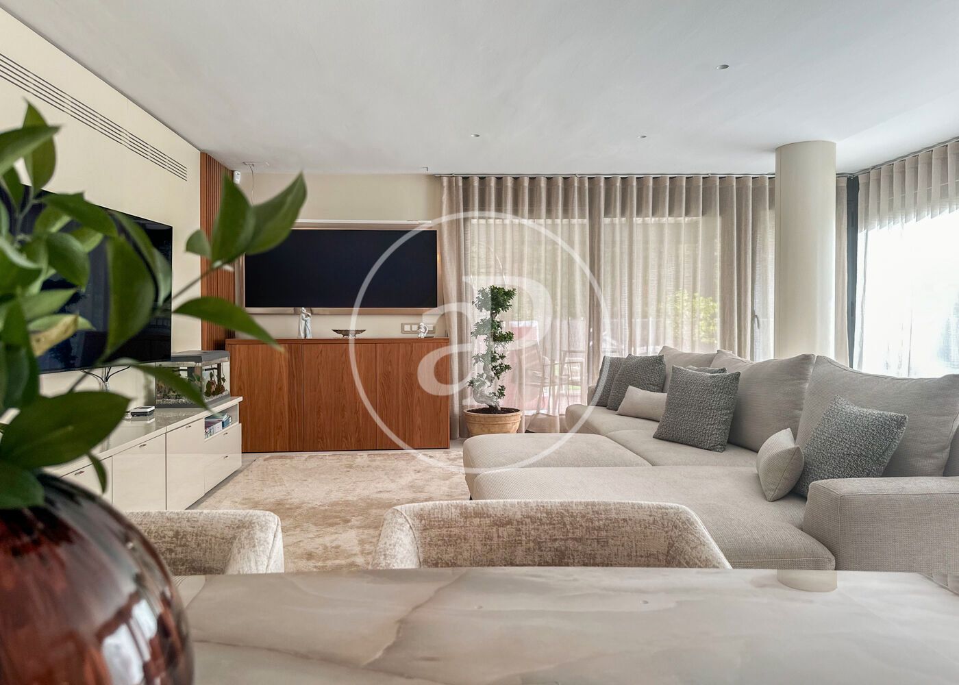 Living room of House or chalet for sale in Sant Cugat del Vallès  with Air Conditioner, Heating and Private garden
