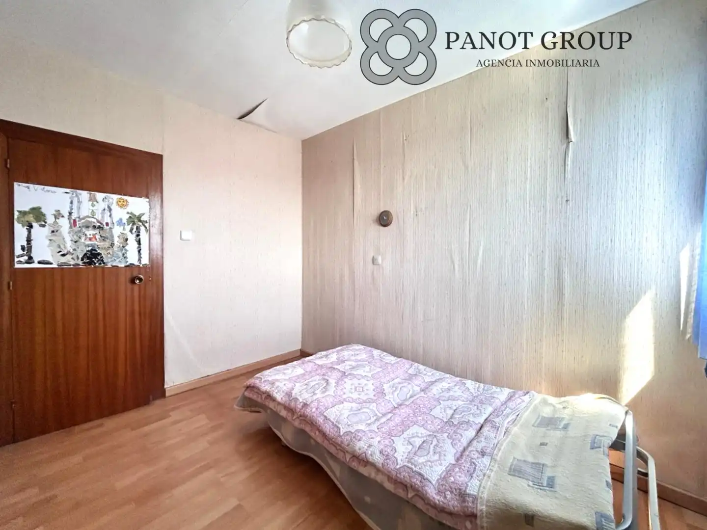 Habitación de Piso en venta en Barcelona con Aire acondicionado y Balcón