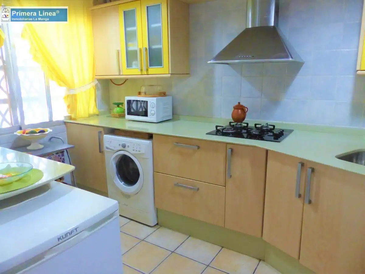 Cocina de Casa adosada en venta en Cartagena con Jardín privado, Trastero y Amueblado
