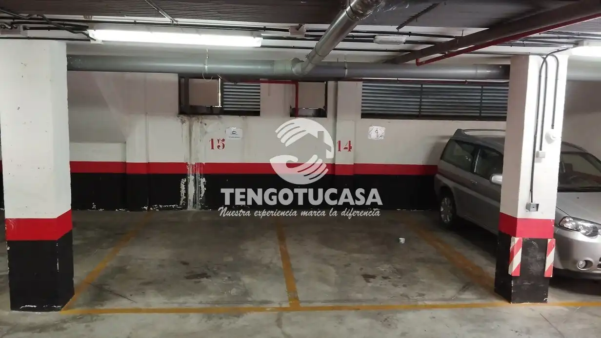 Garage for rent in Calle de Luis Ruiz, Pueblo Nuevo