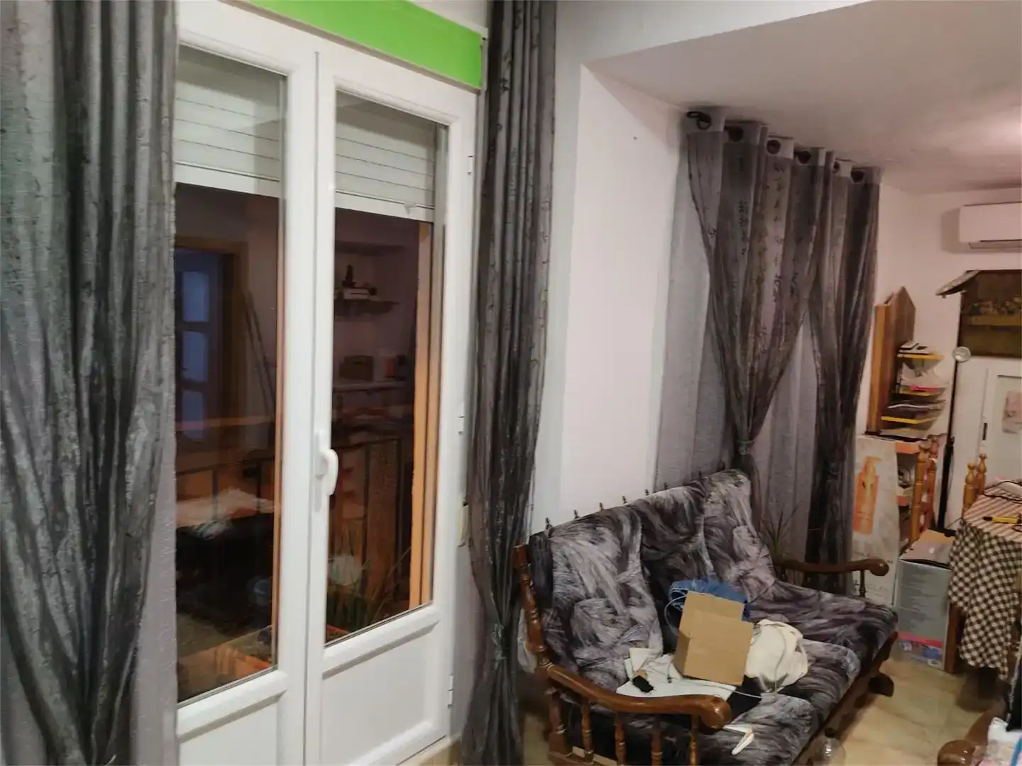 Casa adosada en venta en Baza con Aire acondicionado y Balcón