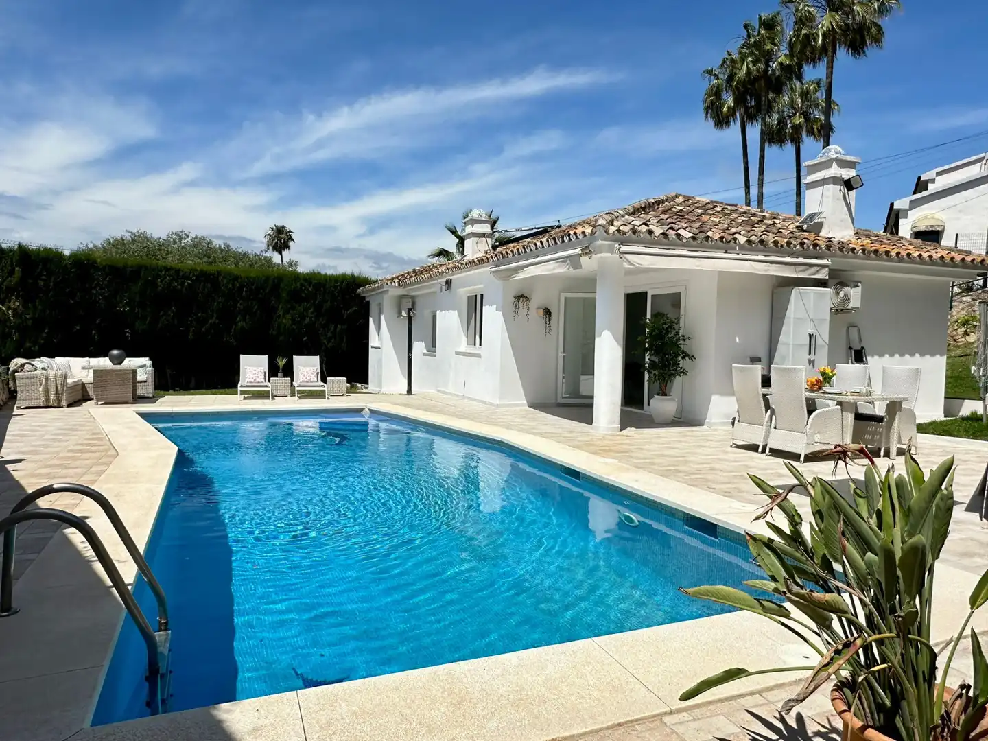 Houses for rent in El Faro de Calaburra - Chaparral