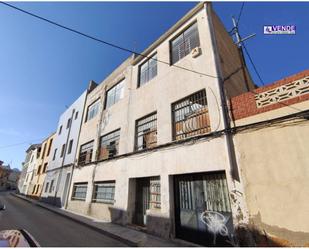 Exterior view of Building for sale in Sax
