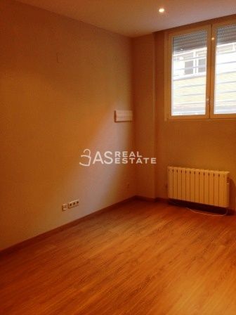 Habitación de Estudio en venta en  Madrid Capital