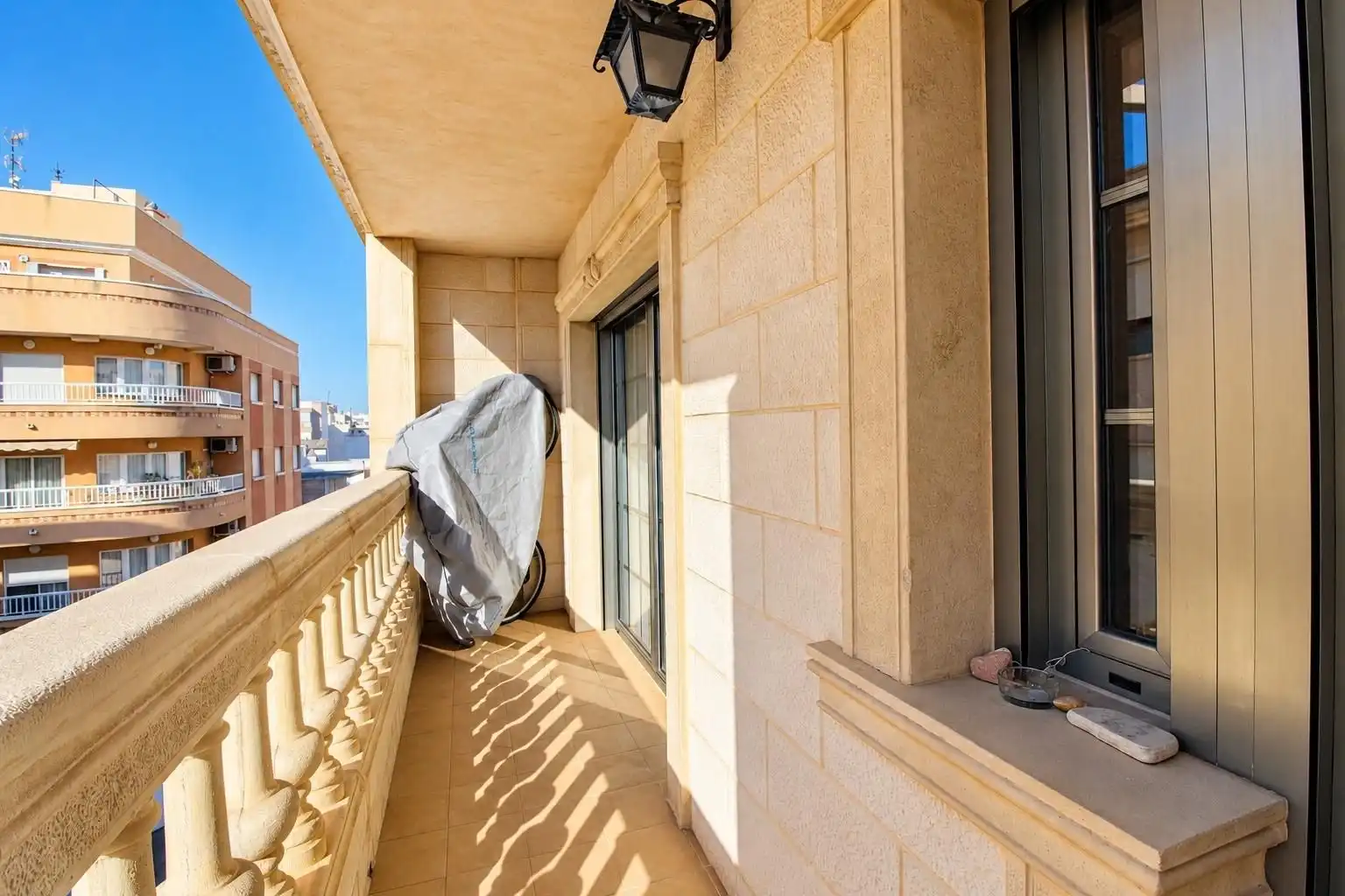 Apartament amb terrassa en venda a Calle  Campoamor, imagen 14