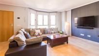 Sala d'estar de Casa o xalet en venda en Carcaixent amb Aire condicionat, Calefacció i Parquet