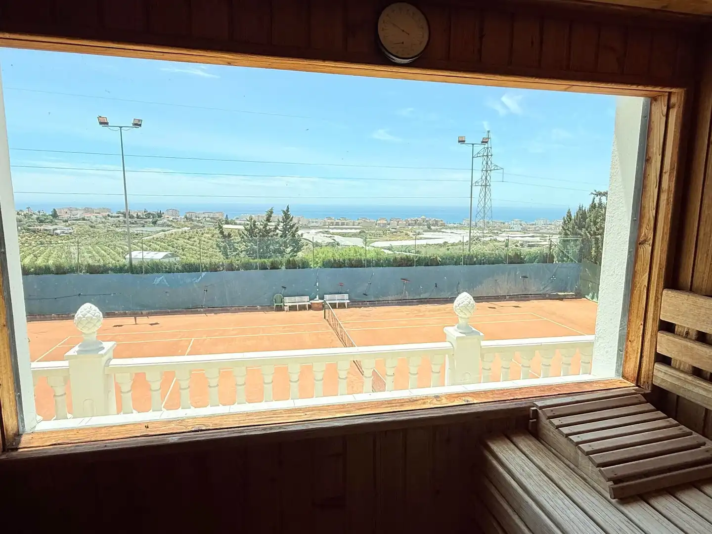Vista exterior de Casa o xalet en venda en Torrox amb Aire condicionat, Calefacció i Jardí privat