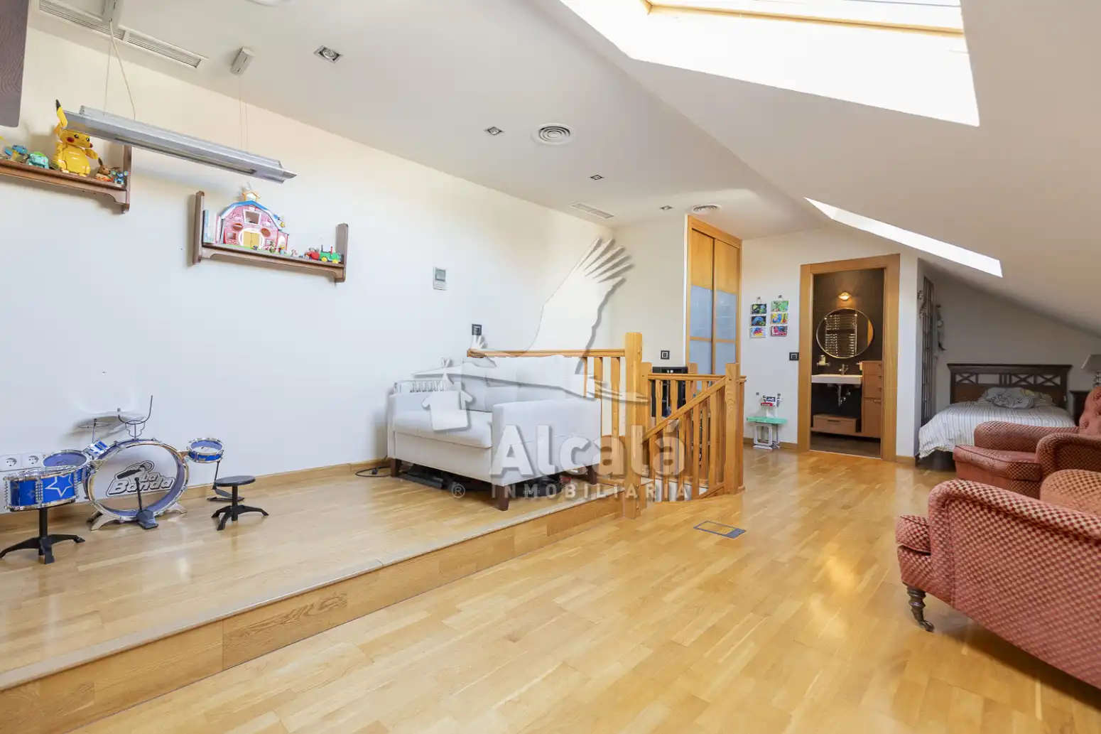 Piso en venta en Alcalá de Henares con Calefacción, Parquet y Piscina