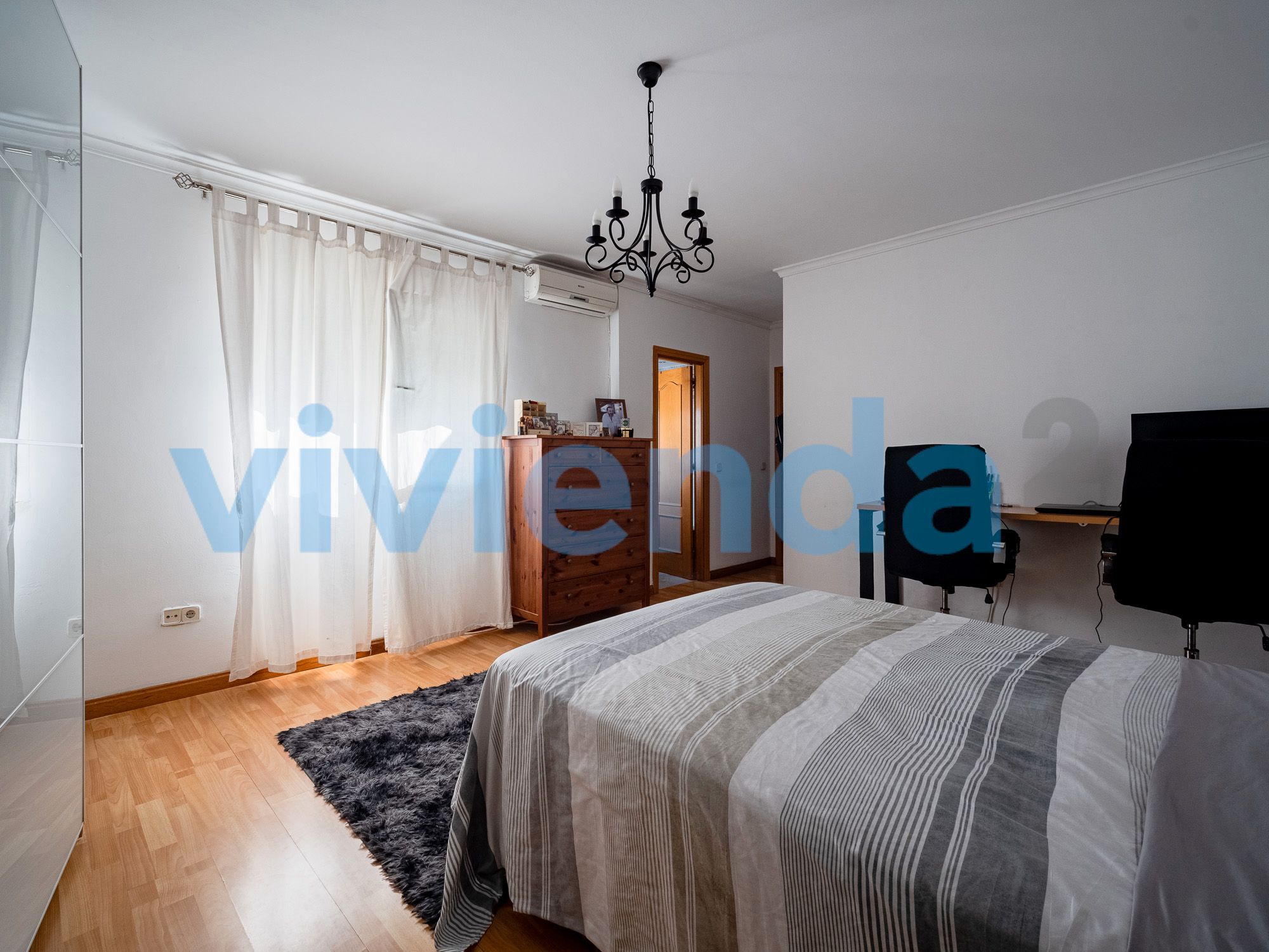 Dormitori de Àtic en venda en  Madrid Capital amb Calefacció, Terrassa i Moblat