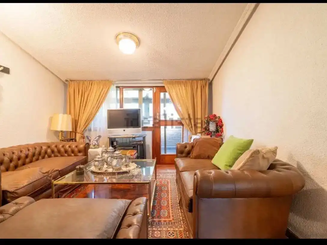 Sala d'estar de Casa o xalet en venda en El Olivar de Mirabal