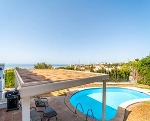 Piscina de Casa o xalet en venda en Benalmádena amb Aire condicionat, Terrassa i Piscina