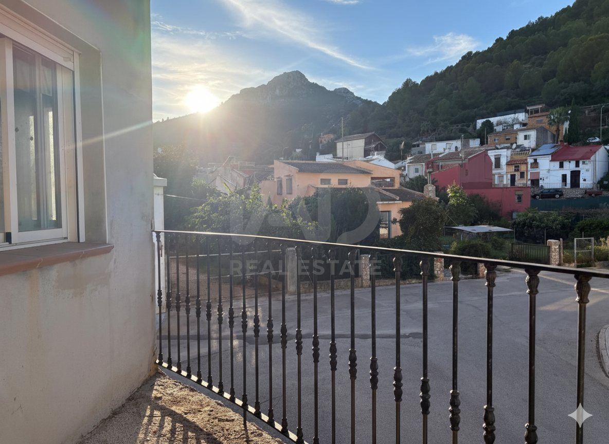 Vista exterior de Edifici en venda en Sagra