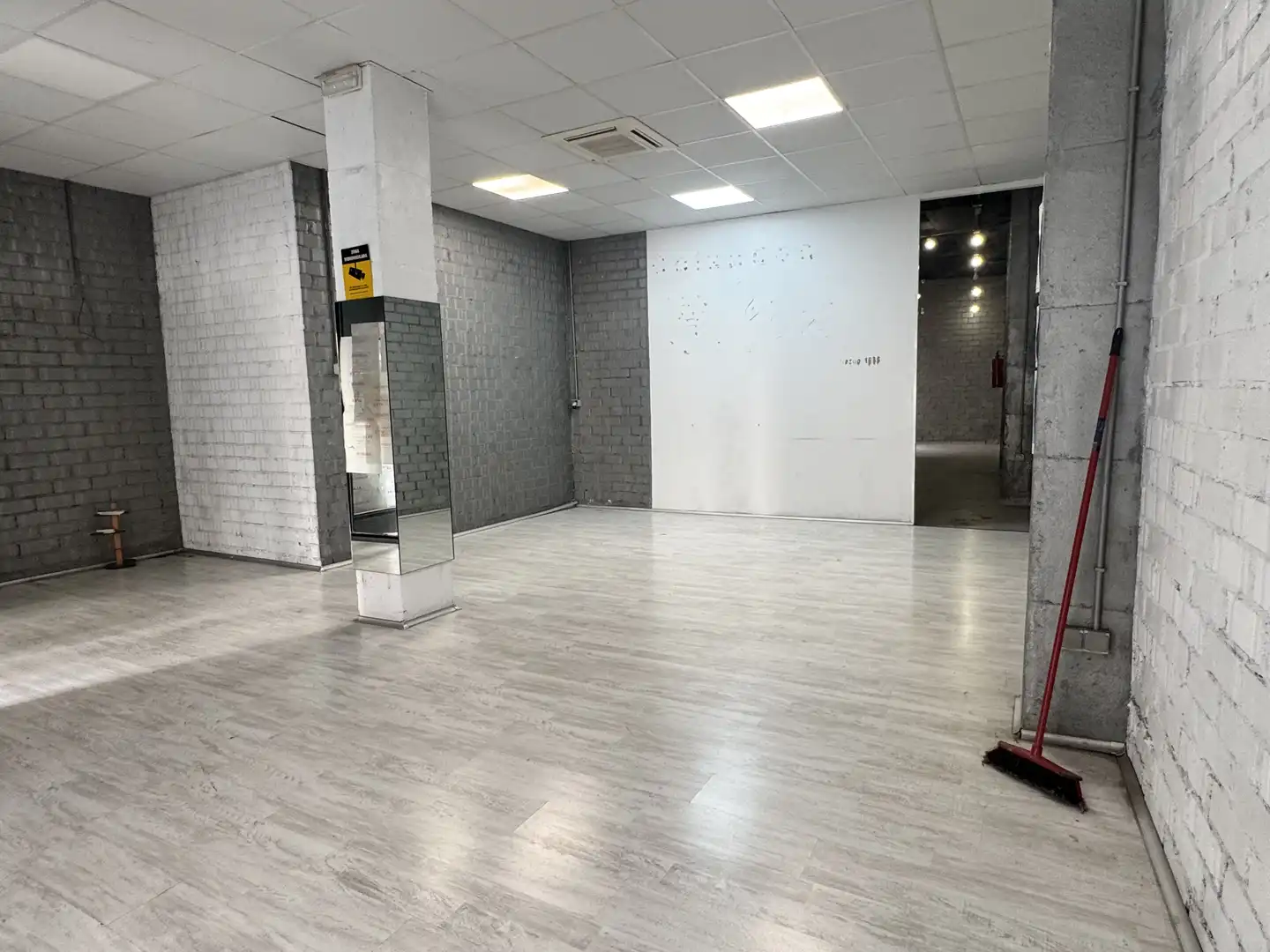 Local de lloguer en Málaga amb Aire condicionat