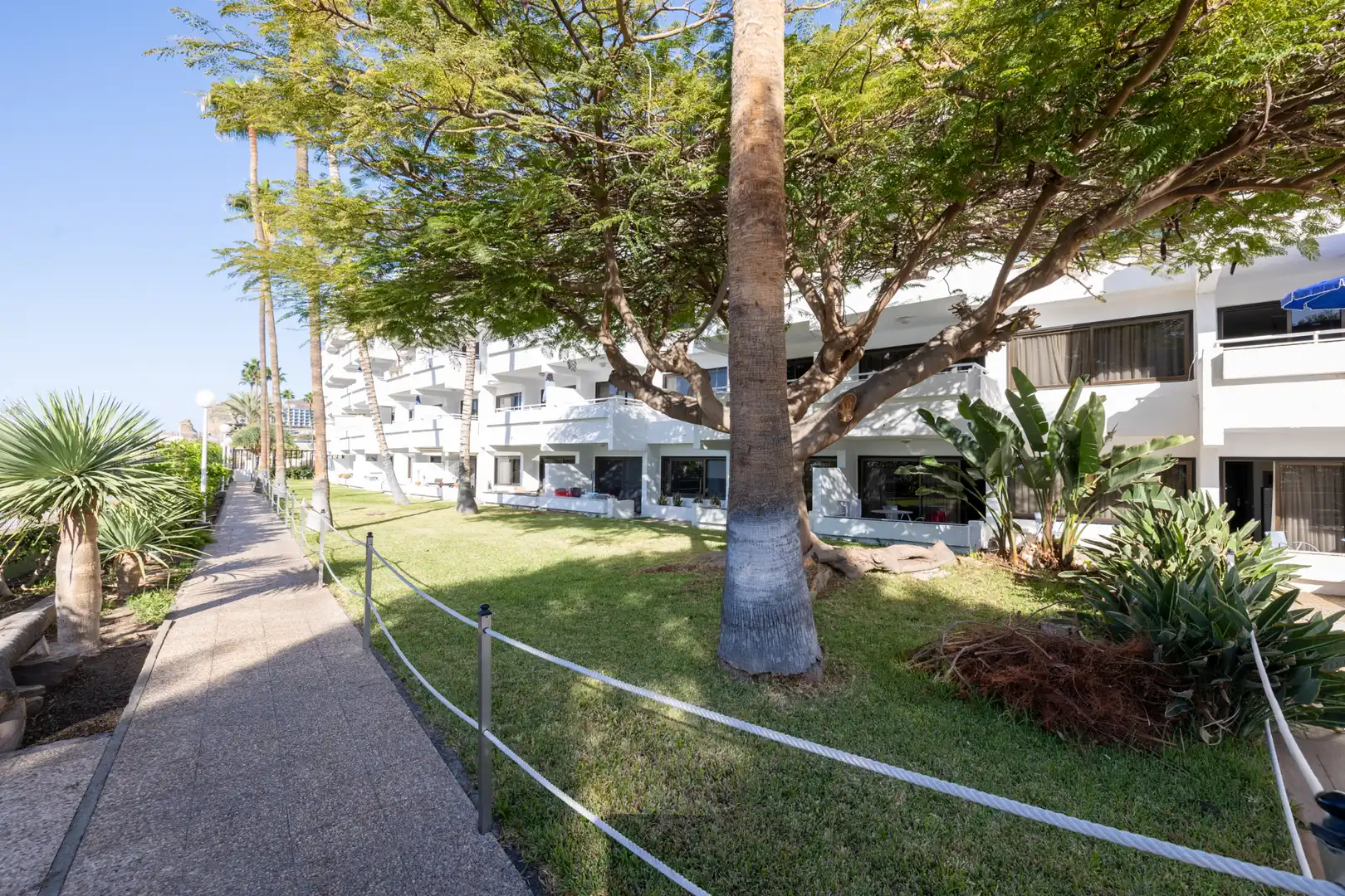 Außenansicht von Wohnung zum Verkauf in Mogán mit Klimaanlage, Terrasse und Möbliert