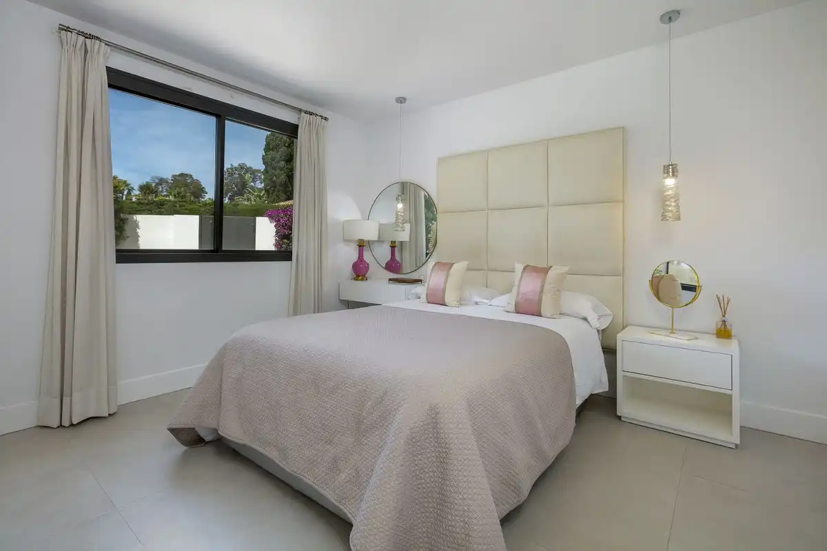 Habitación de Casa o chalet en venta en Marbella con Jardín privado, Terraza y Piscina