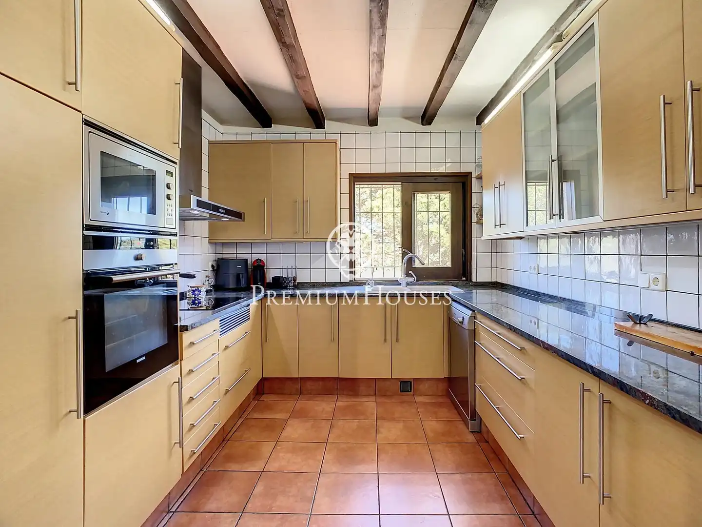 Casa con piscina en venta en Nucli Urbà, imagen 10