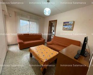Living room of Flat to rent in Salamanca Capital  with Heating and Furnished