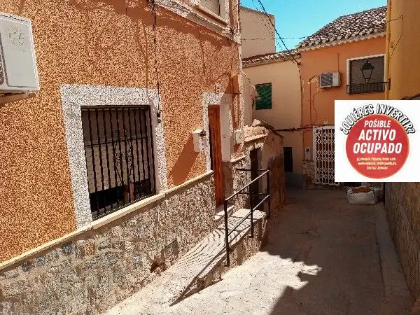 Adossat en venda a Hellín