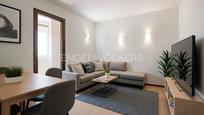 Living room of Apartment for sale in  Barcelona Capital  with Air Conditioner, Heating and Balcony