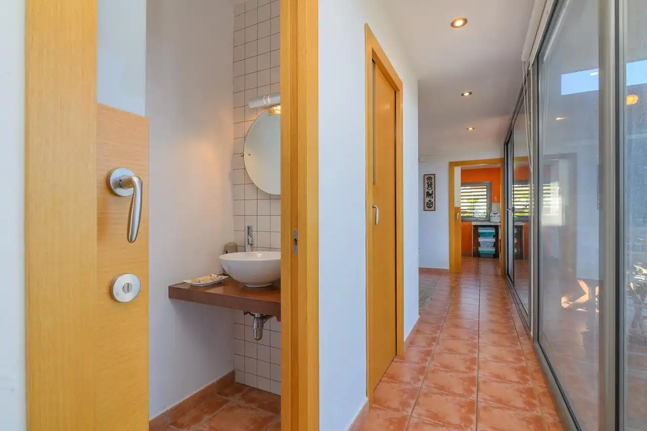 Baño de Casa o chalet en venta en Vallirana con Aire acondicionado y Balcón