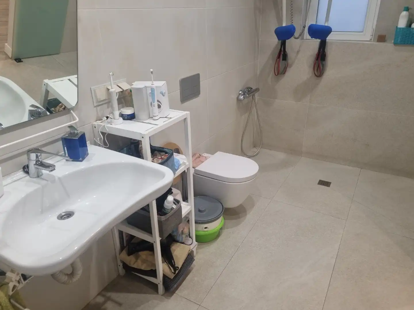Baño de Piso en venta en Burgos con Calefacción, Terraza y Trastero
