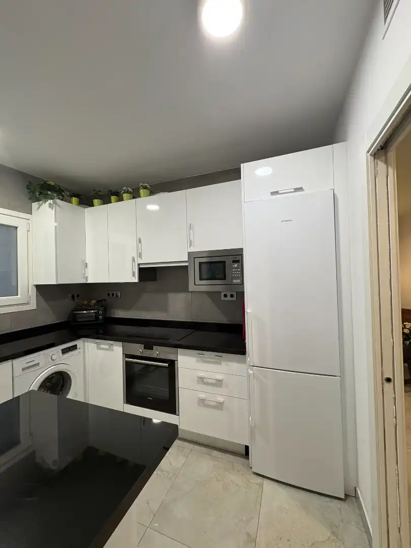 Cocina de Piso en venta en Málaga con Aire acondicionado, Amueblado y Horno