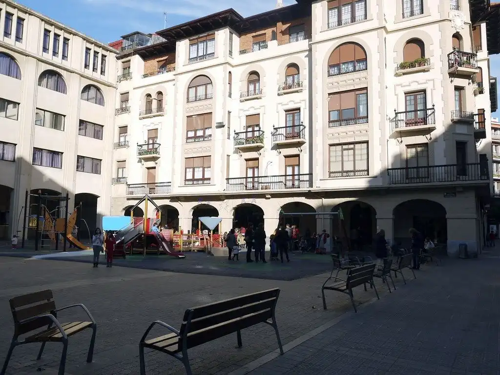 Business premises for sale in Particular de Club Kalea 4, imagen 3