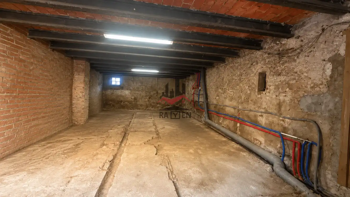Casa adosada en venda en Riumors