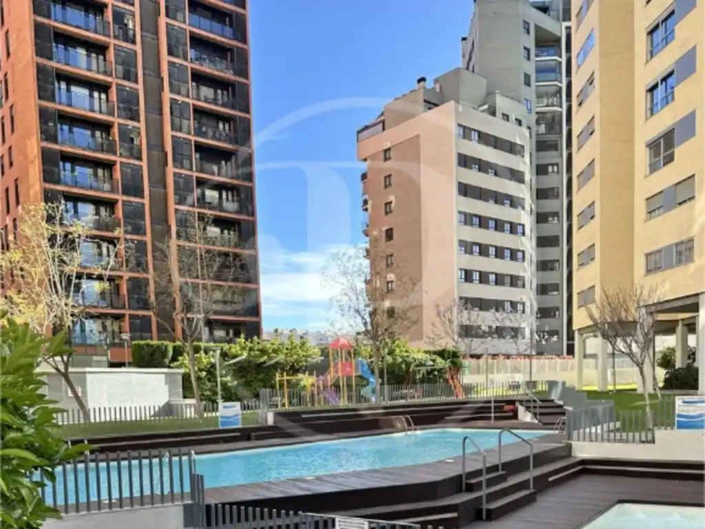 Piscina de Piso en venta en Valencia con Aire acondicionado, Jardín privado y Terraza
