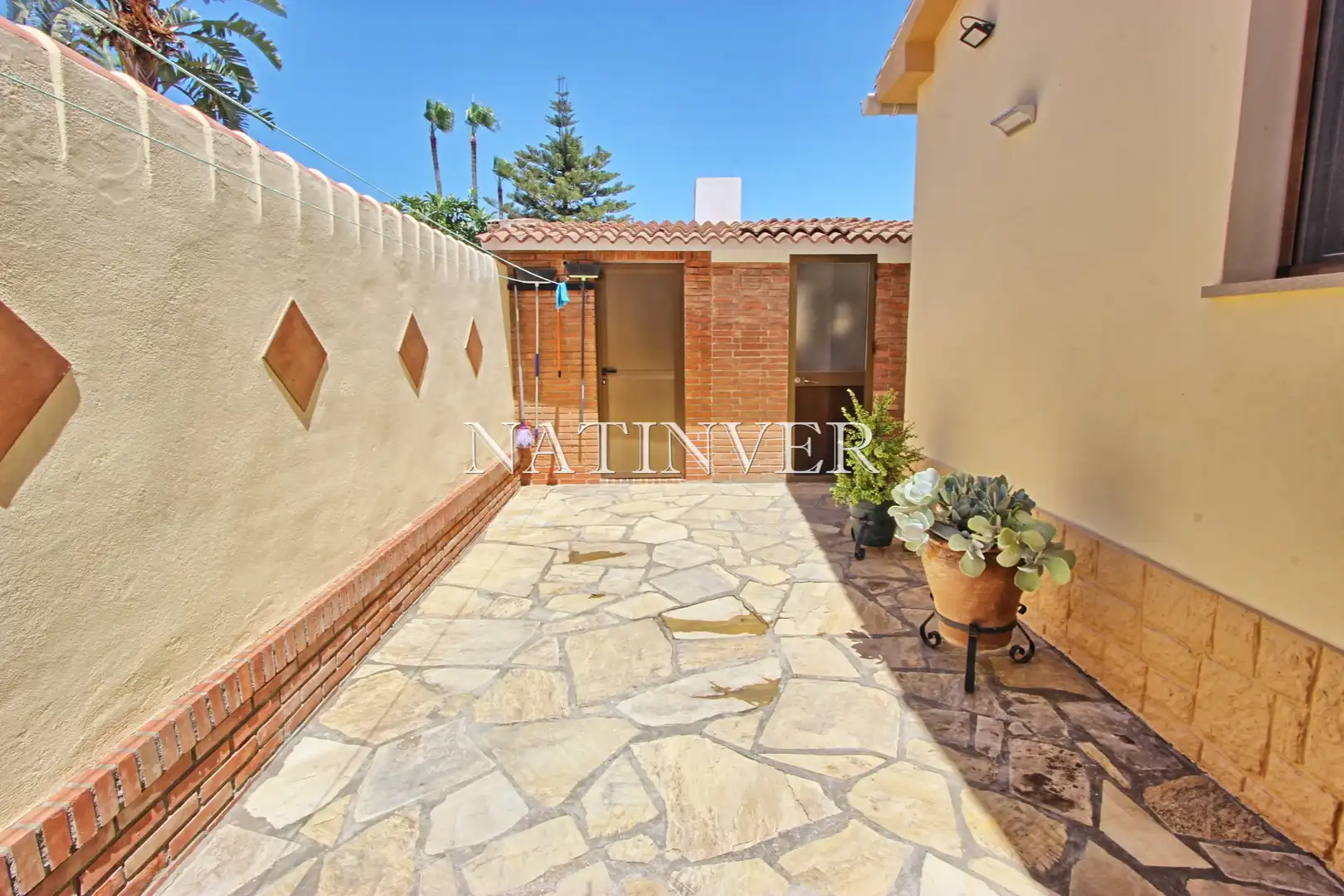 Jardí de Casa o xalet en venda en Vélez-Málaga amb Jardí privat, Terrassa i Traster