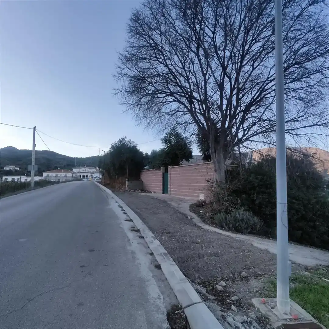 Casa adosada en venda en Álora amb Jardí privat, Traster i Piscina