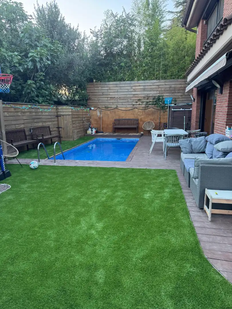 Schwimmbecken von Haus oder Chalet zur Miete in Sant Cugat del Vallès mit Klimaanlage, Heizung und Privatgarten