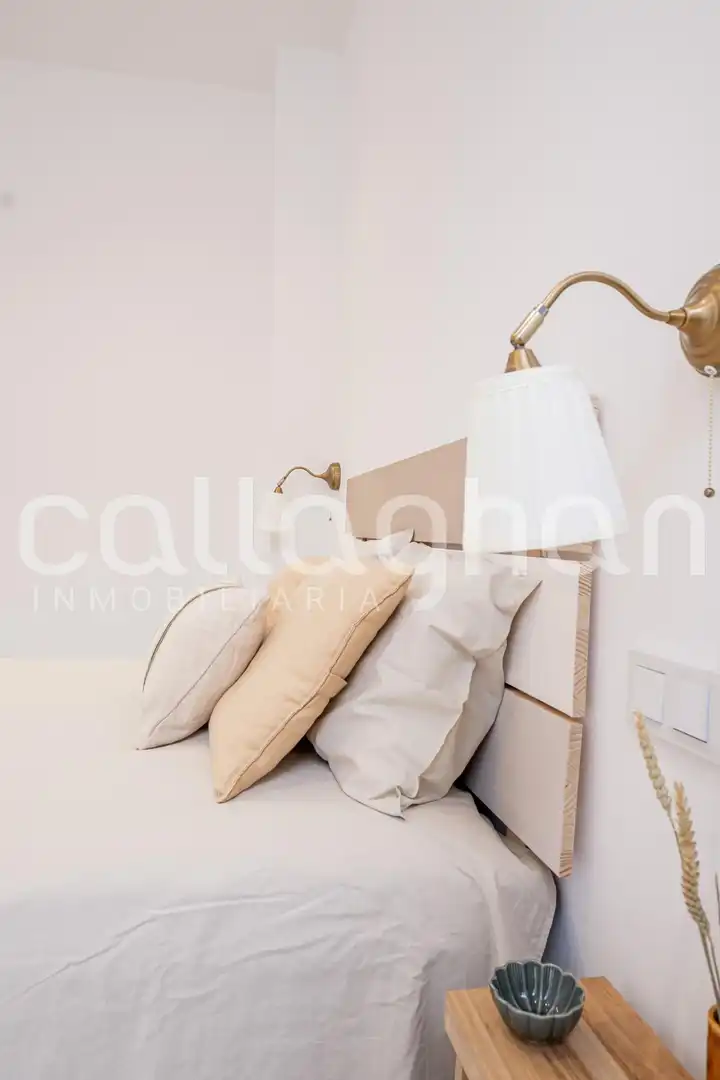 Schlafzimmer von Erdgeschoss zum Verkauf in Valencia mit Terrasse