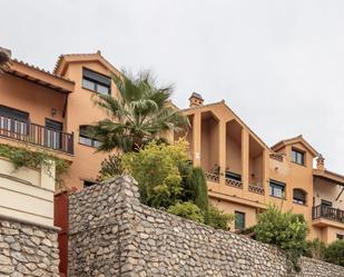 Exterior view of House or chalet for sale in  Granada Capital  with Air Conditioner, Heating and Private garden