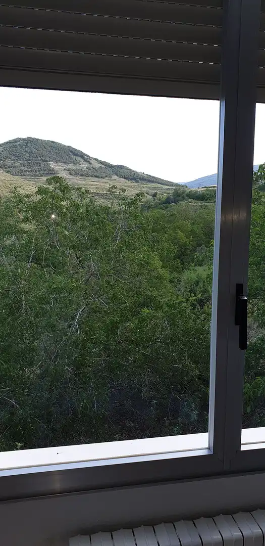 Terrassa de Pis en venda en Lagunilla del Jubera amb Calefacció, Moblat i Rentadora