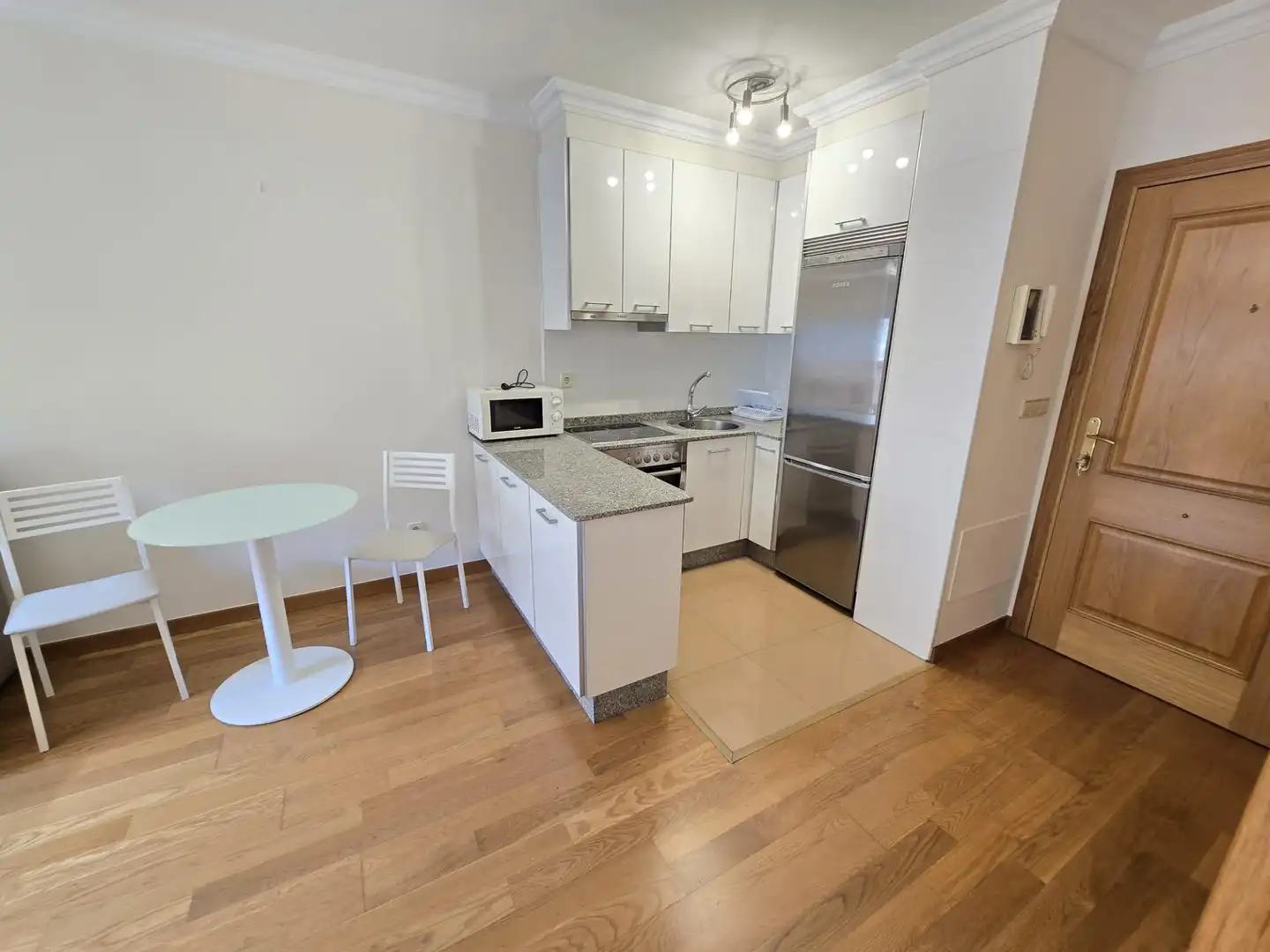 Apartament de lloguer a Avenida Castrelos, As Travesas - Balaídos