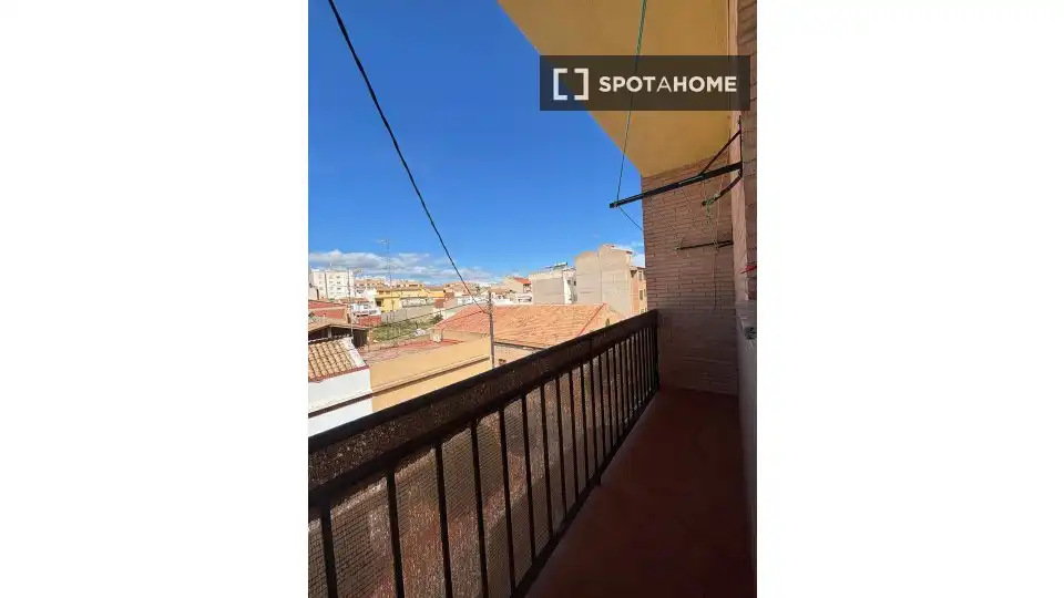 Exterior view of Flat for share in Benaguasil  with Air Conditioner, Heating and Furnished